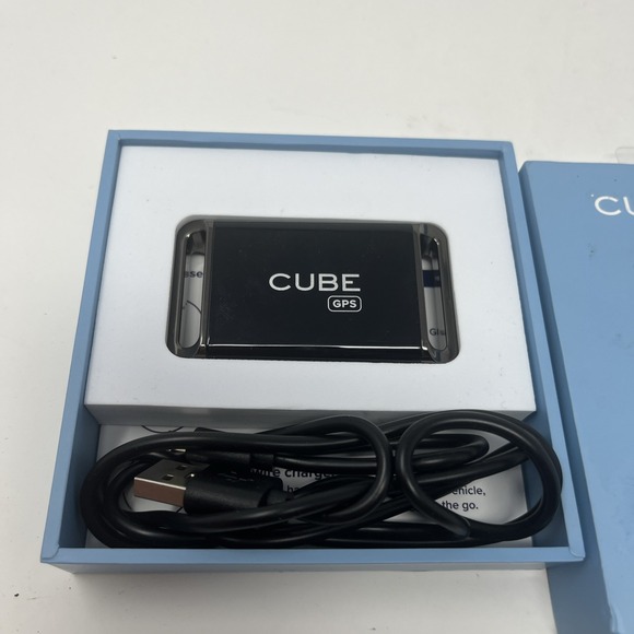 Cube GPS Tracker, Waterproof, Worldwide Coverage Real-Time Tracking - Picture 1 of 6